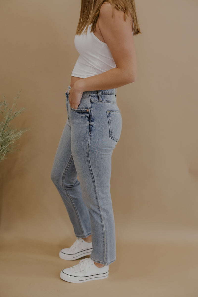 Maggie Medium Light Jeans